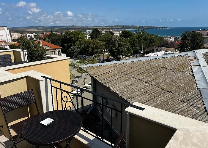 Obzor Апартамент Обзор